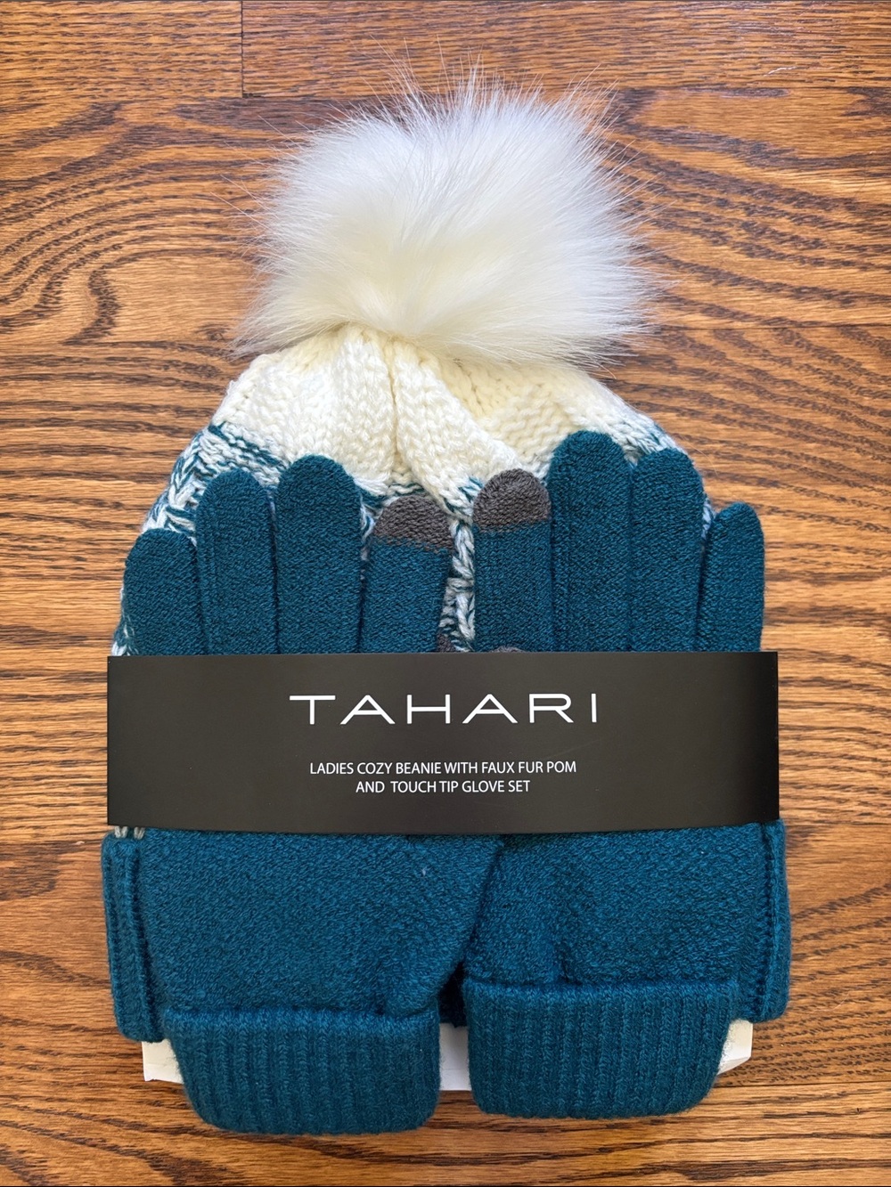 Tahari beanie hat and gloves